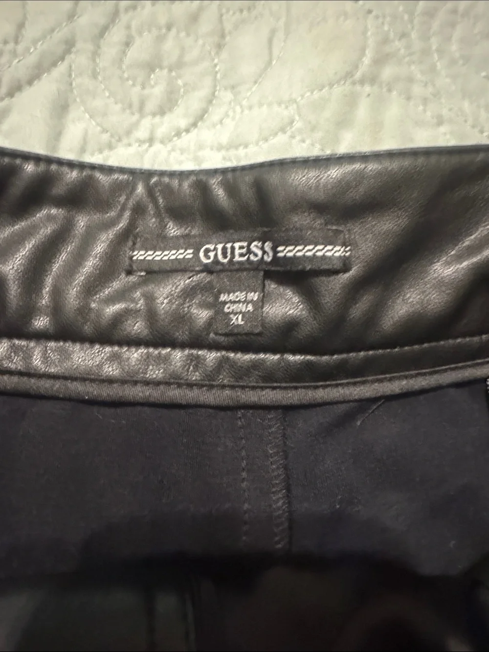 Guess Black High-Waist Faux Leather Paperbag Shorts with Belt XL